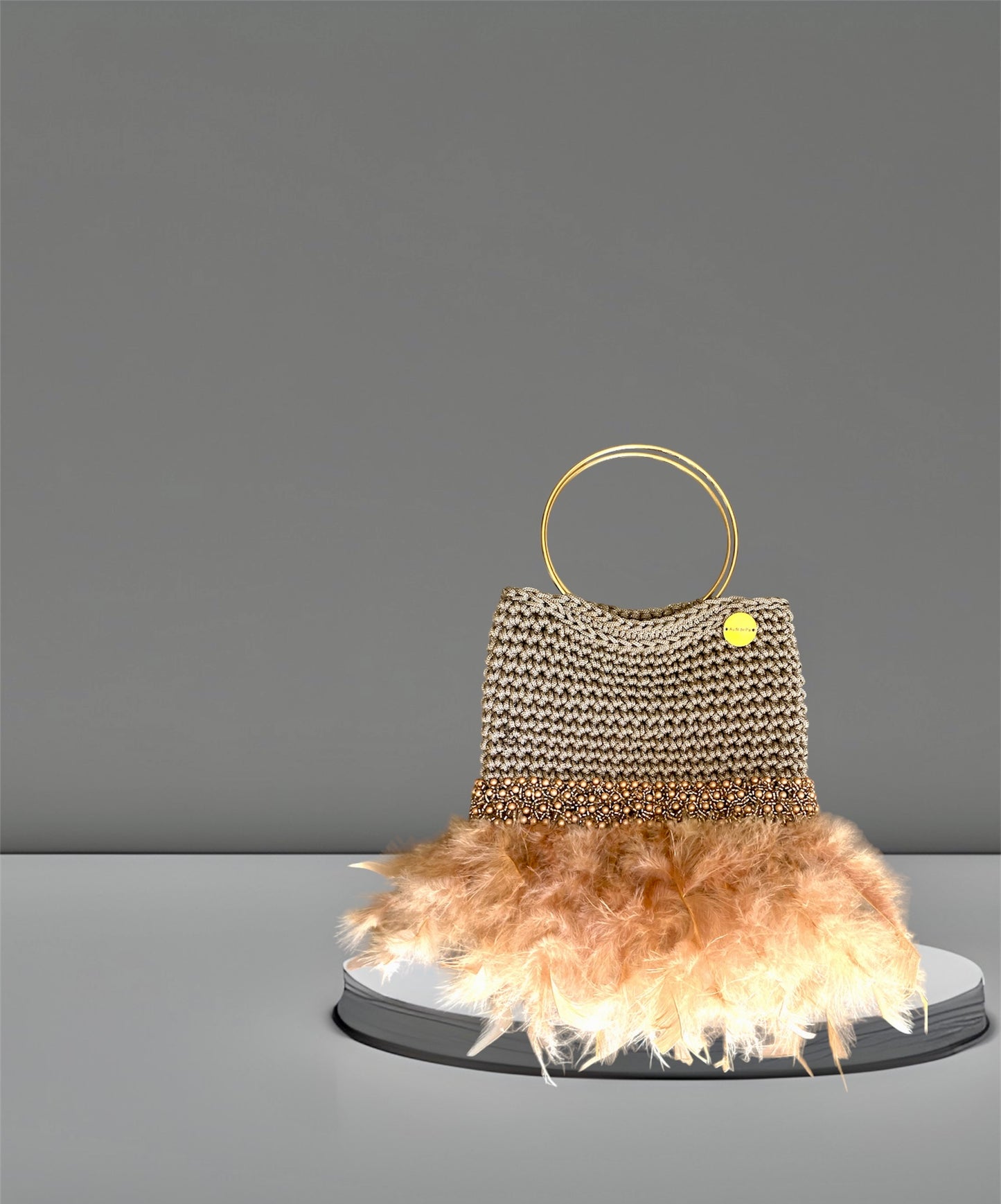 Sac Analia beige doré plumes et perles